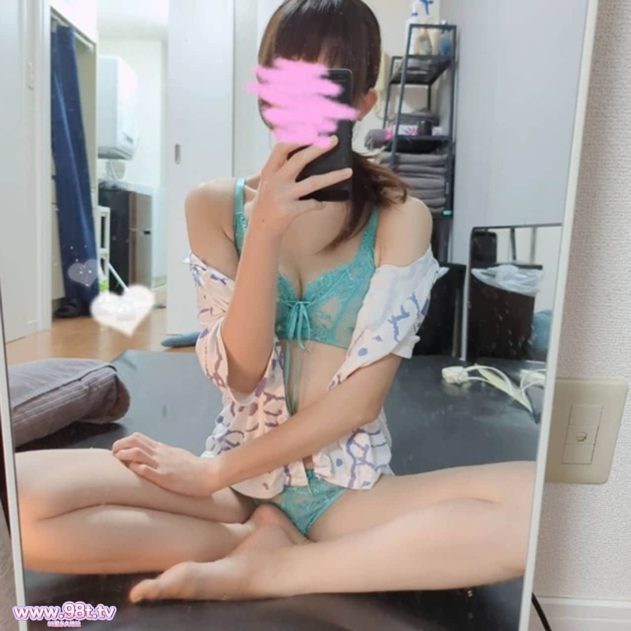 FC2PPV-4751235 - 【潜入調査】　スレンダーで裏オプ確定のあのセラピ　ガードの緩いこ