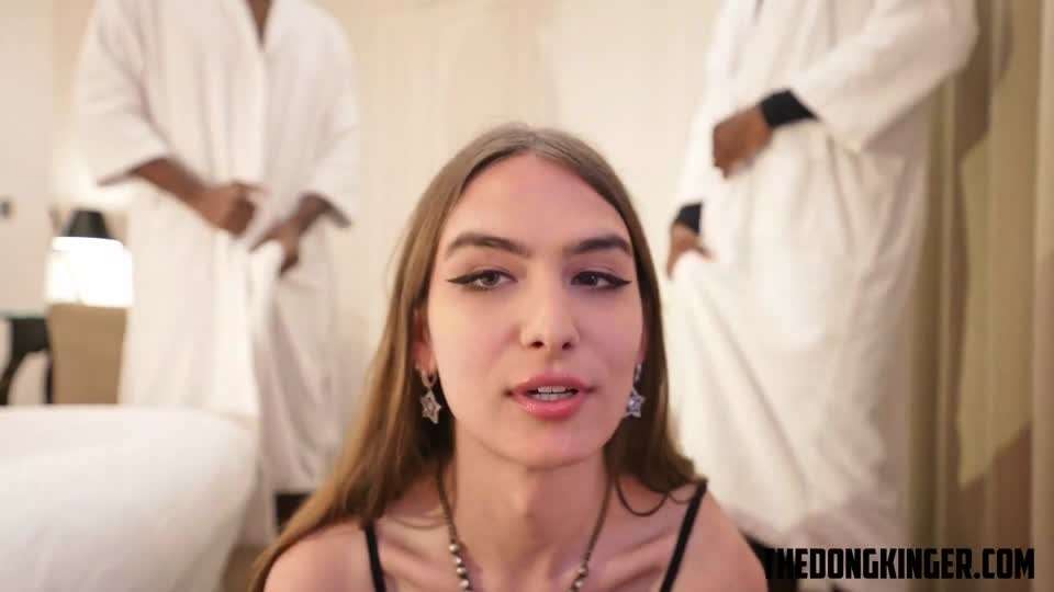 BBC博主『@thedongkinger』超清第7季6V 喜爱约啪极品网红伪娘美妖#伪娘#3P#射精#挑逗#ts#性交